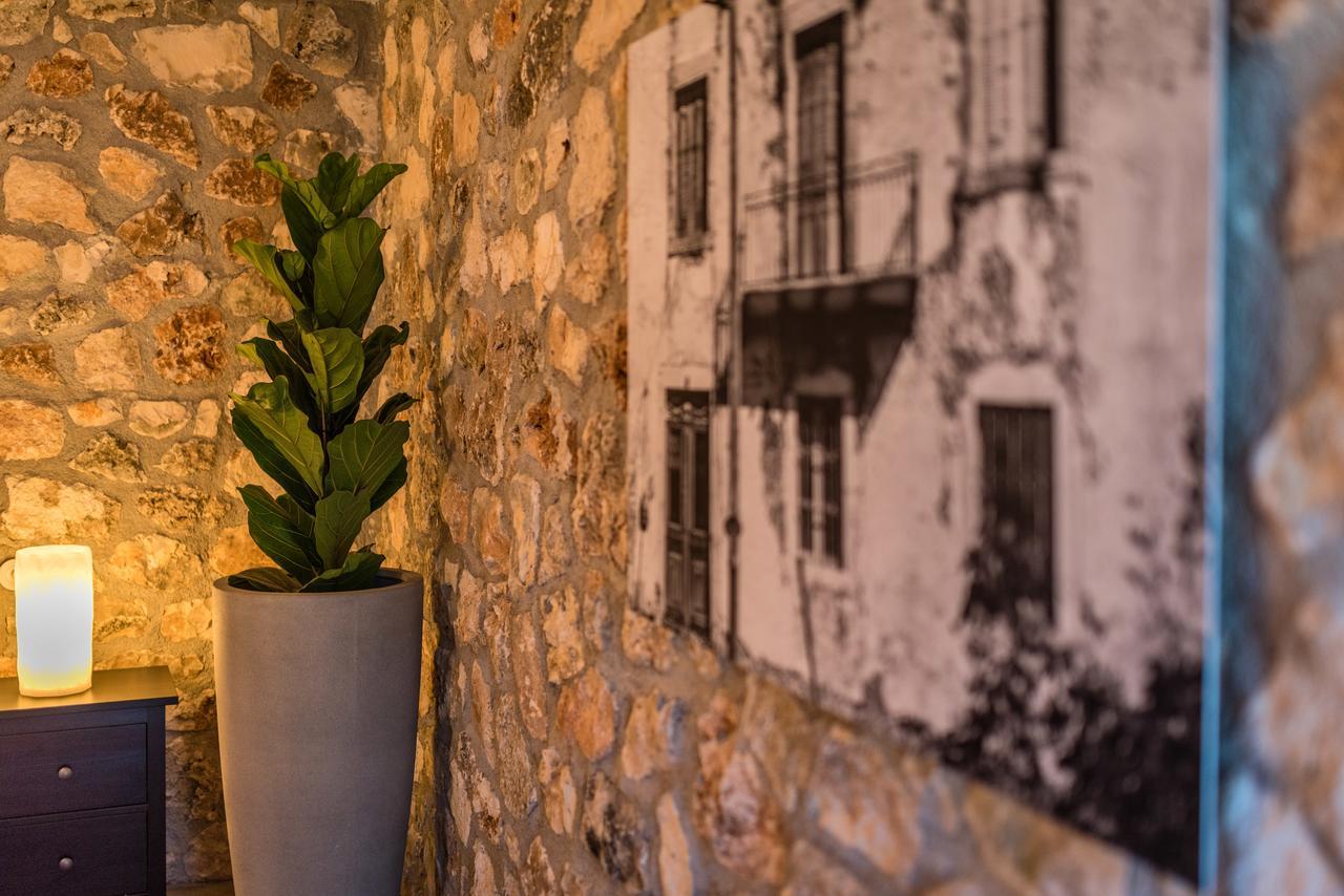 North Point Rooms Antipata  Buitenkant foto