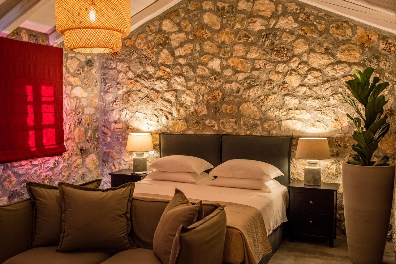North Point Rooms Antipata  Buitenkant foto